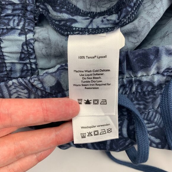 Eddie Bauer Blue Tropical Print Pull On Shorts 4 - Picture 4 of 5